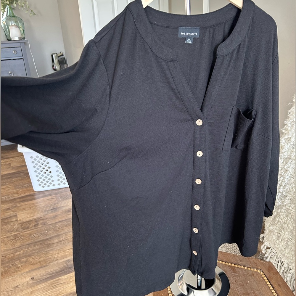 Stretchy Button Down - image 5